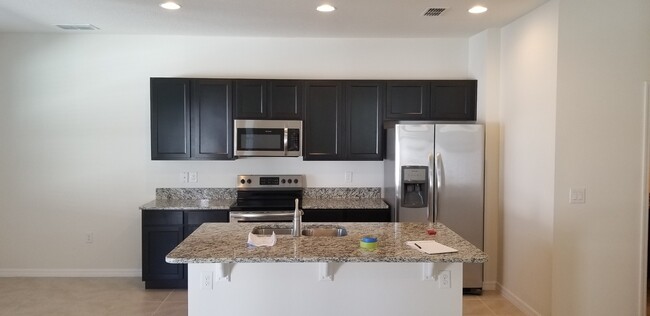 Primary Photo - Like New 3/2.5 Port Orange Townhome Availa...