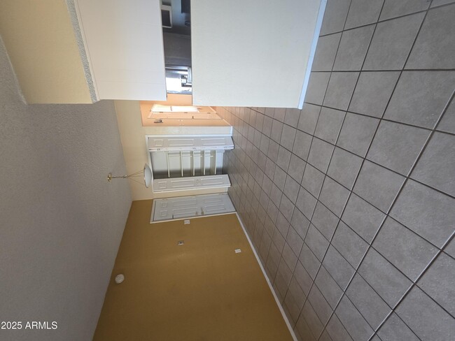 Building Photo - 1201 Terra Dr