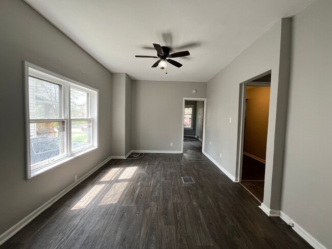 Building Photo - 3889 W.33rd