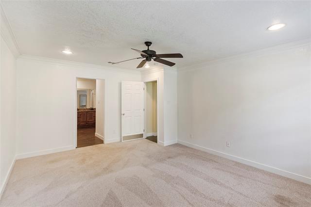 Building Photo - 750 S Valentine Dr