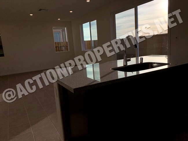 Building Photo - Move-in Special! - Rocklin Meritage Durang...