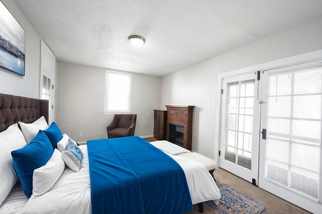 Building Photo - 411 S East St