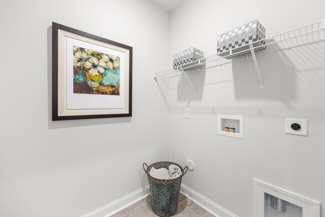 Building Photo - Washam Potts Townhomes