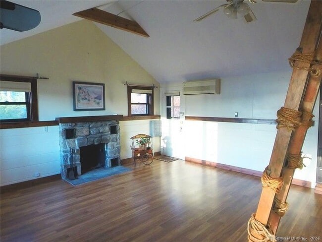 Building Photo - 251 Candlewood Lake Rd