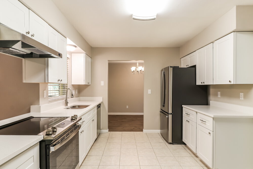 Building Photo - 17507 Cranbrook Dr