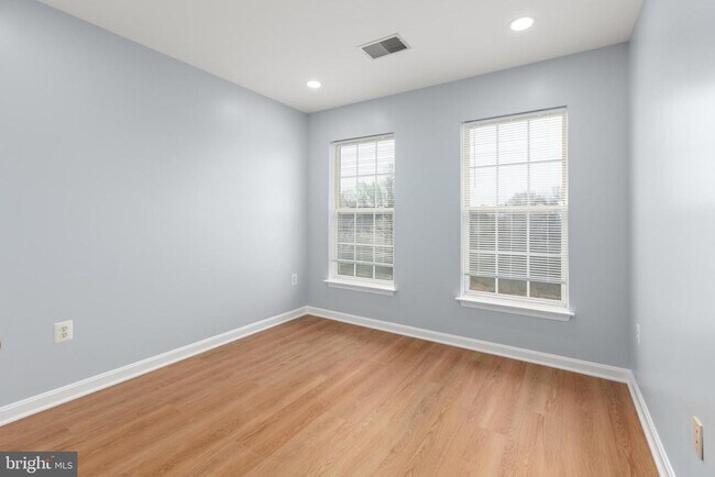 Building Photo - 15788 Nimes Ct