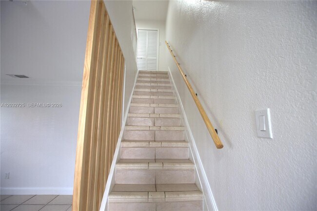 Building Photo - 6475 SW 129th Ave