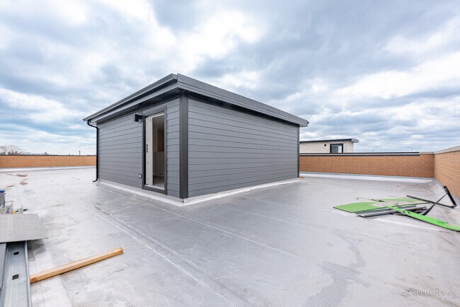 Building Photo - 4021 N Keystone Ave