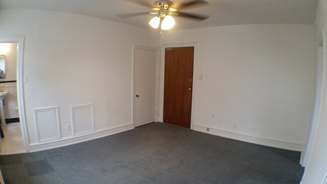 Main Room - 5008 Penn St