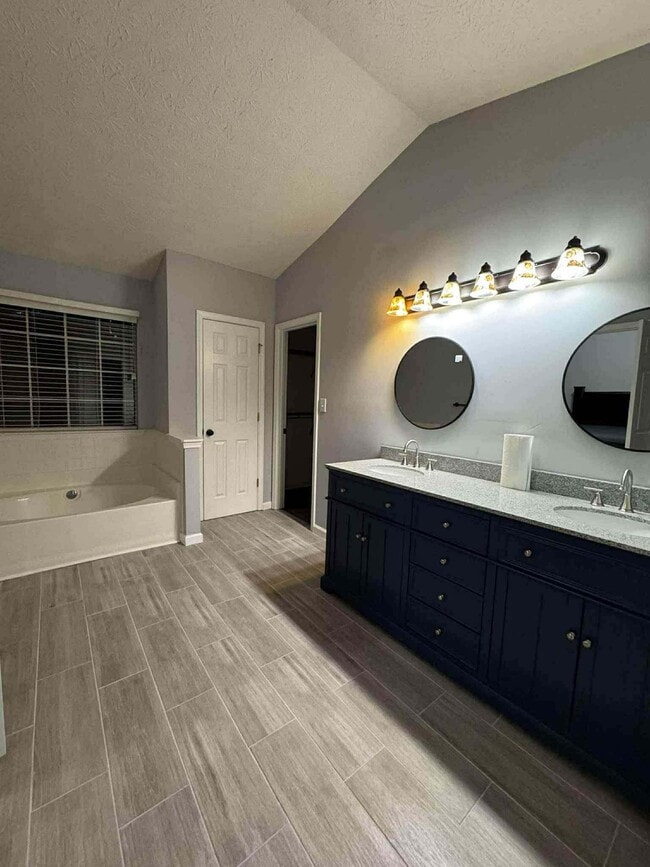 Building Photo - 5150 Harbins Point Ln NW