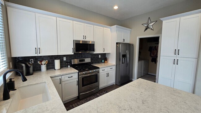 Building Photo - Single Story South Reno Home in Gated Community