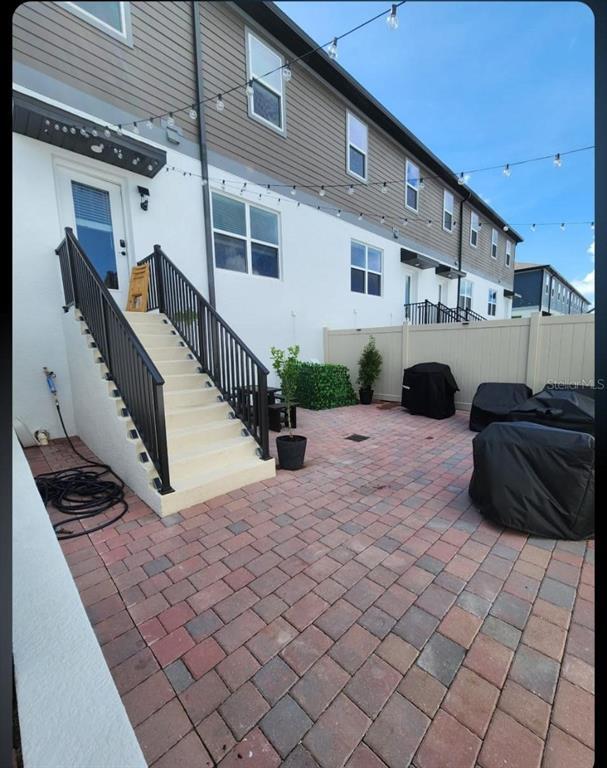 Building Photo - 12154 Plumpton Dr