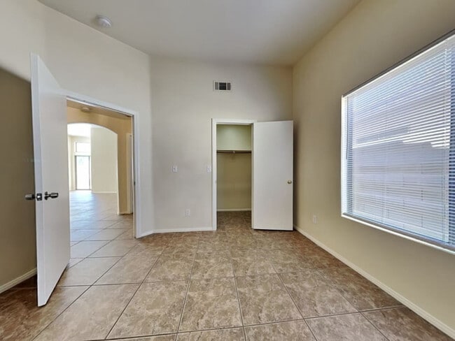 Building Photo - 4528 Possum Berry Ln