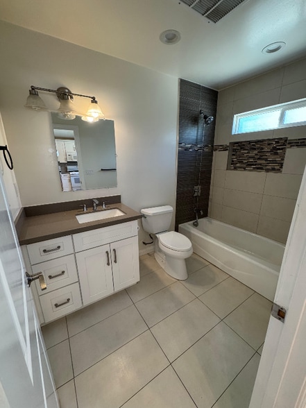 Building Photo - 22850 Erwin St