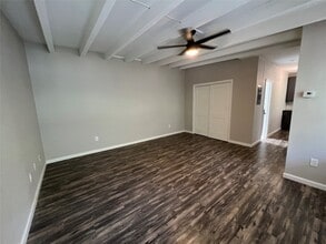 Building Photo - 219 Marshall St