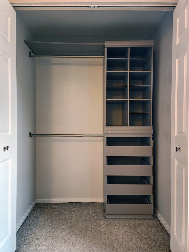 Building Photo - 5740 Yellowrose Ct