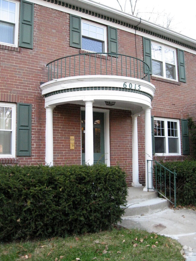 Building Photo - 6015 Dryden Ave