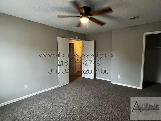 Building Photo - Spacious, Garage, Vouchers Considered!
