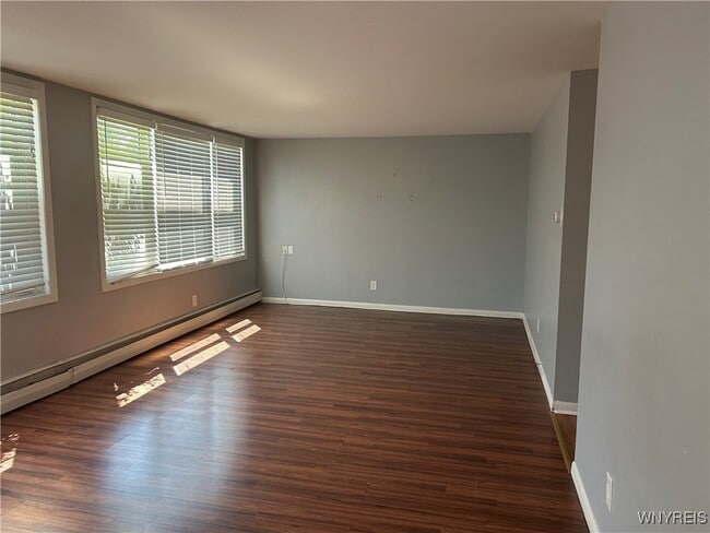 Building Photo - 18 Barone Cir