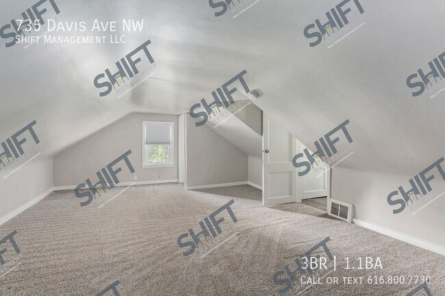 Building Photo - 735 Davis Ave NW