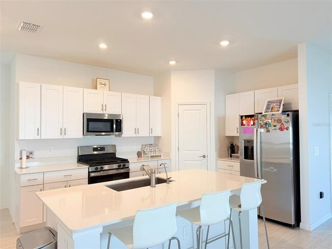 Building Photo - 35080 Brackett Bnd