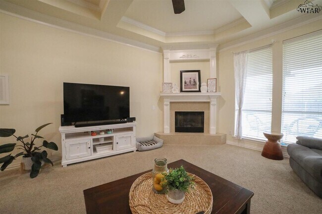 Building Photo - 4919 Silver Crest Dr