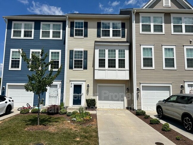 Building Photo - 213 Willowshire Ct
