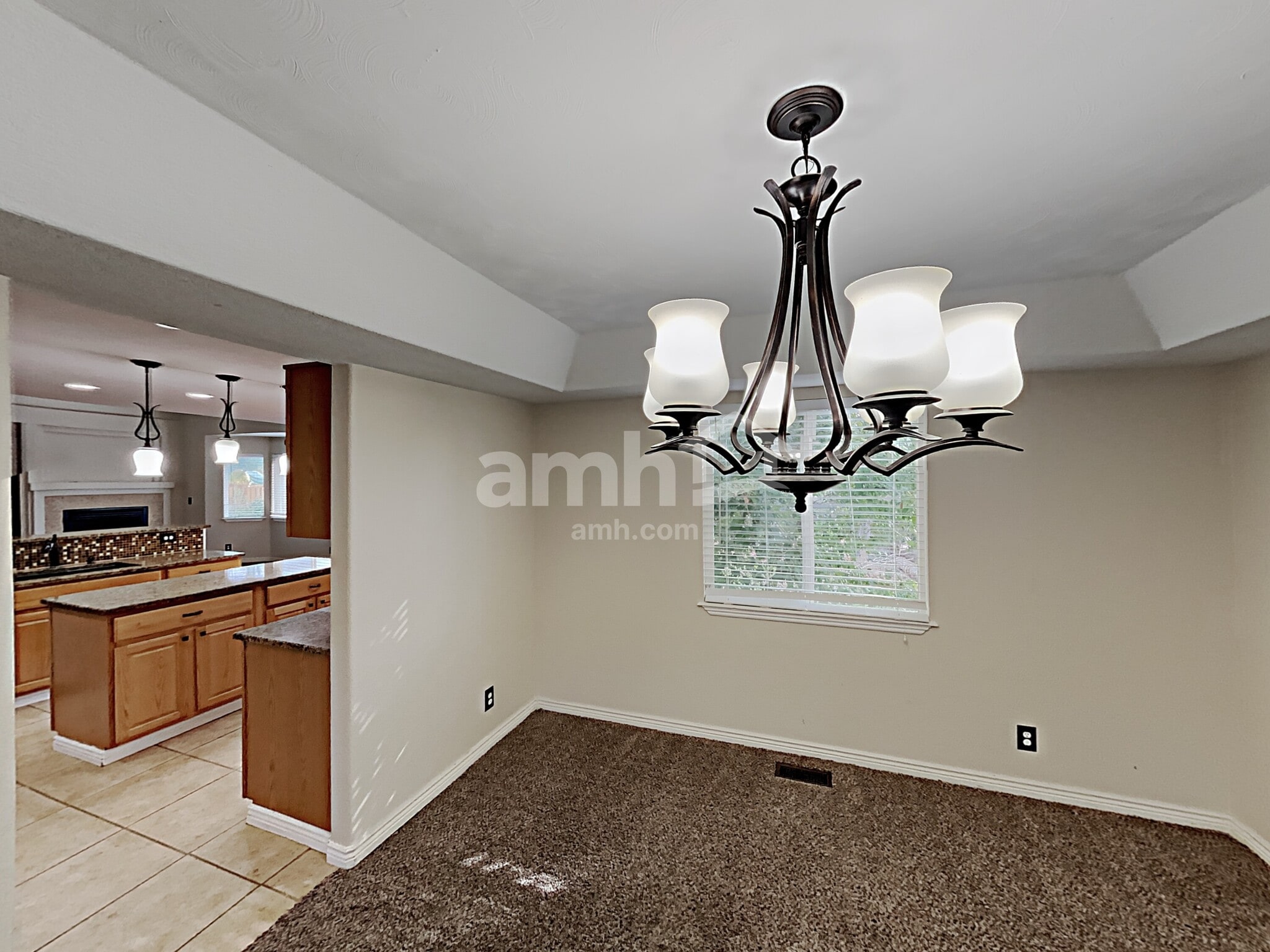 Building Photo - 950 Quarterhorse Trl