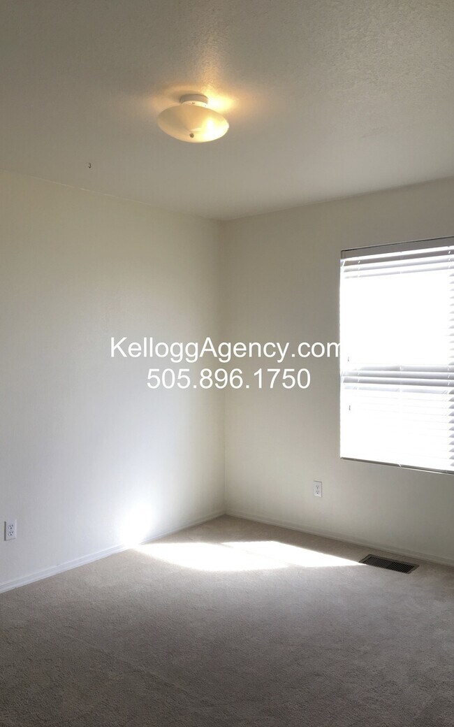 Building Photo - 2 Story / 4BR / Ventana Ranch West