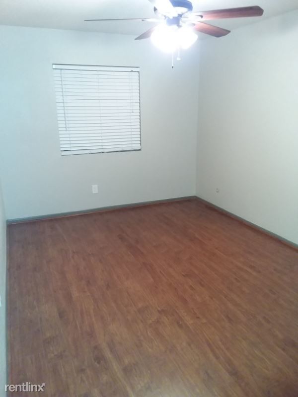 Building Photo - 15010 Memorial Dr