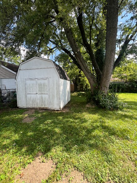 Building Photo - 5206 Monticello Ave