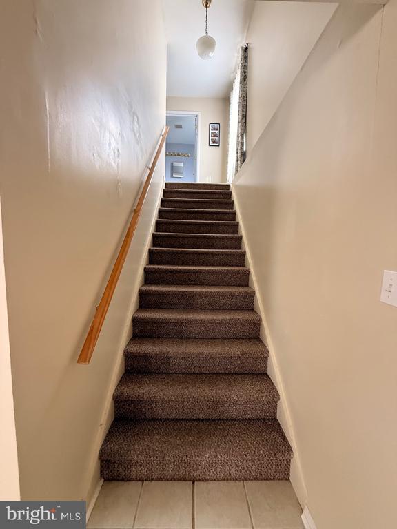 Building Photo - 335 Myrtle Ave