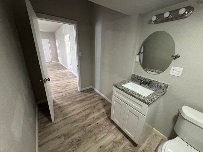 Building Photo - 1904 Grant St