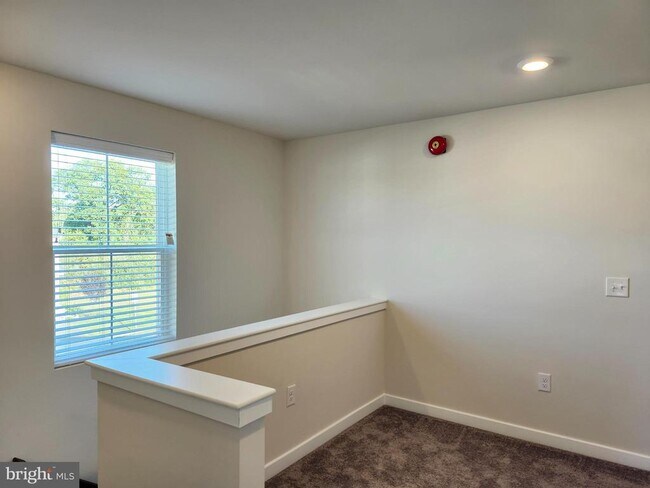 Building Photo - 4901 Brookside Ct