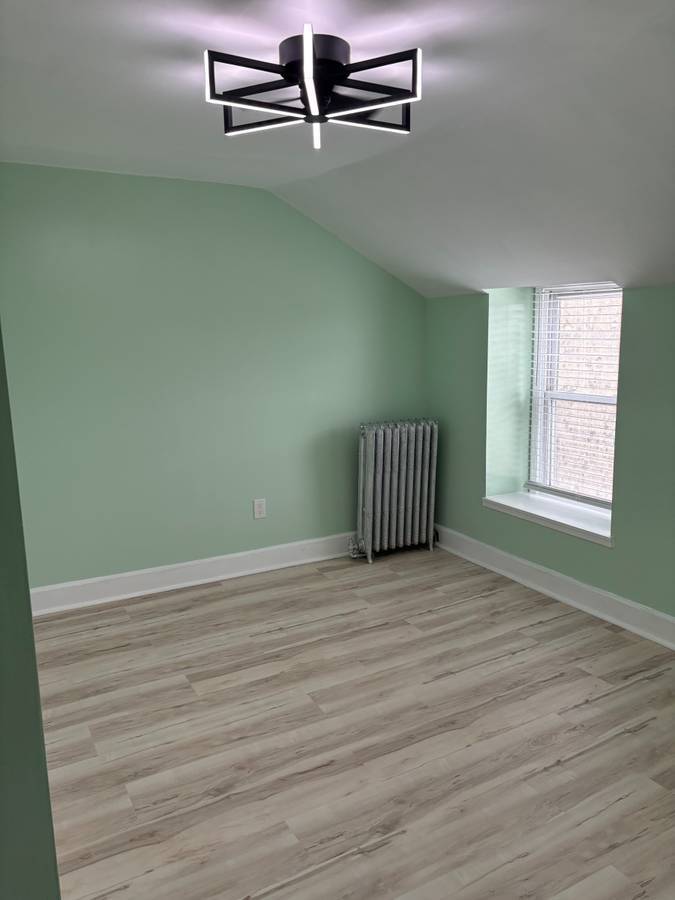 Building Photo - 6112 Ridge Ave