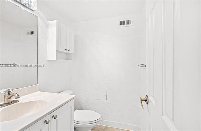 Building Photo - 2501 S Ocean Dr
