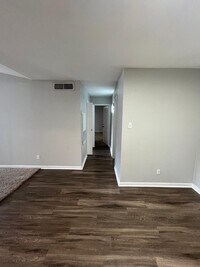 Building Photo - 9255 W Sam Houston Pkwy S