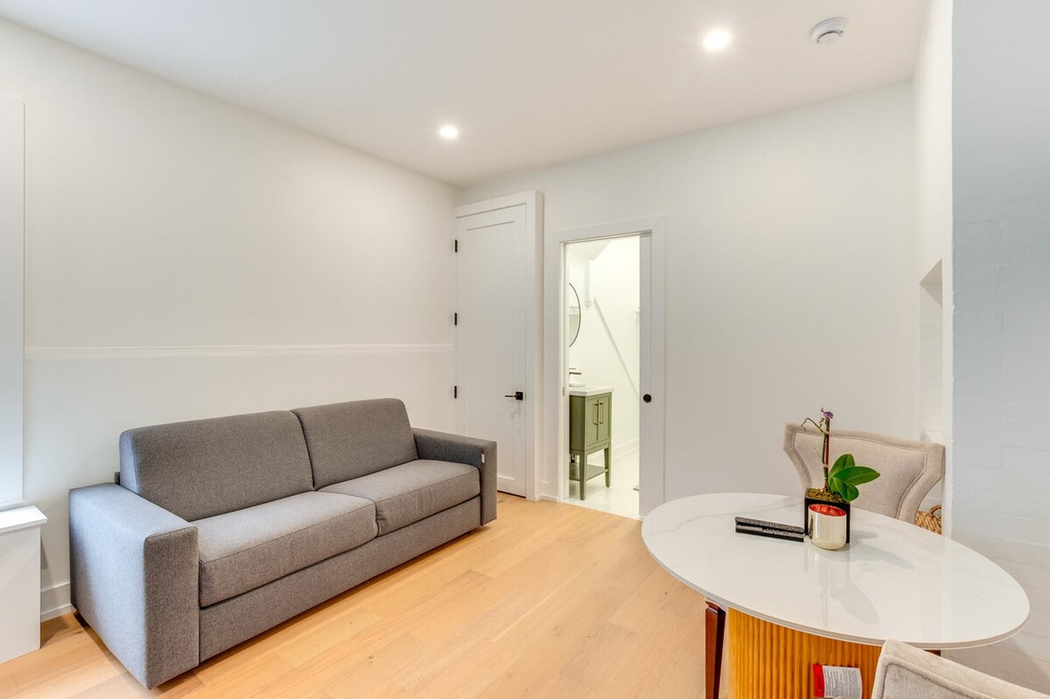 Building Photo - 1032 McLean Ave