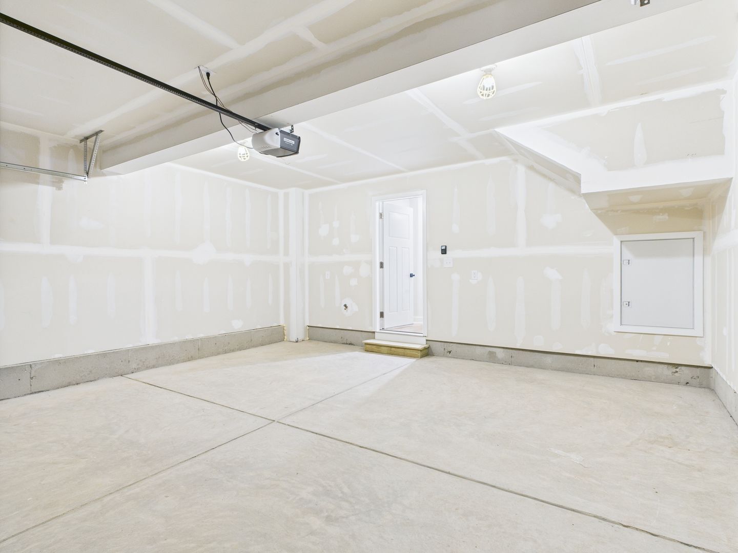 Building Photo - 9600 Laurel Ridge Ct