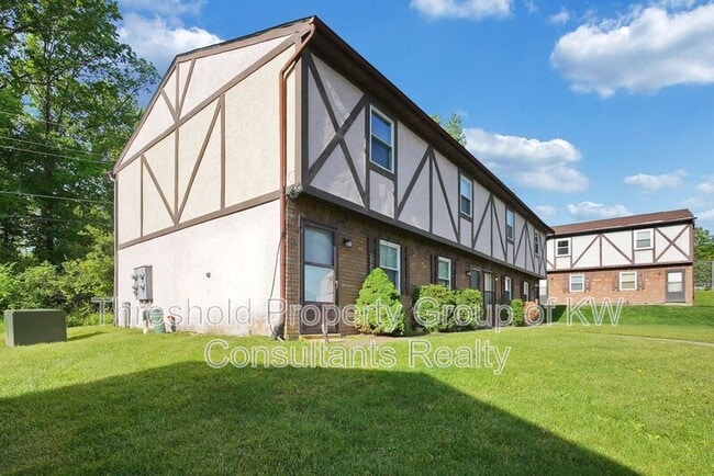 Building Photo - 2721 Brianlane Blvd