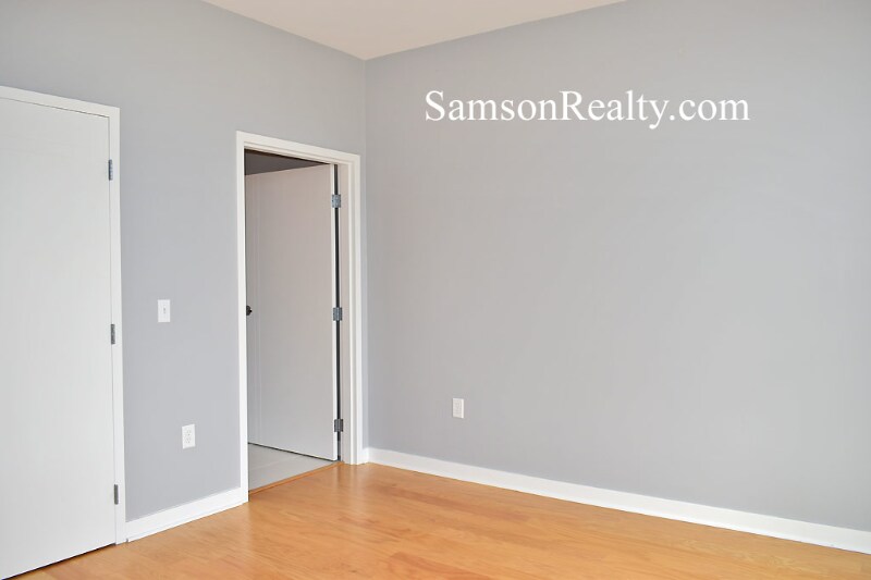 Building Photo - 44 Hospital St