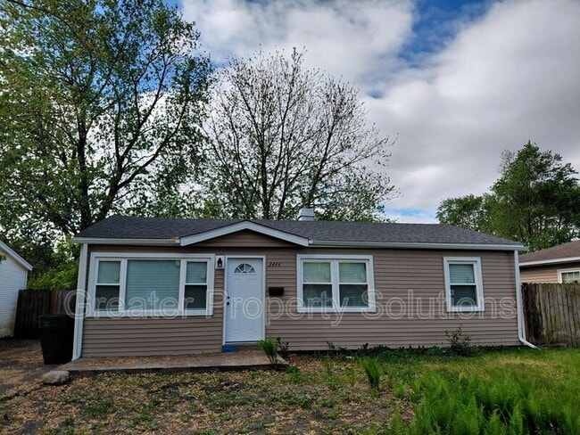 Primary Photo - 3444 163rd St