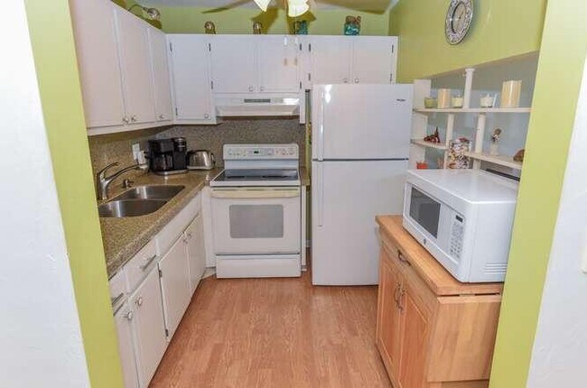 Building Photo - 3362 Cynthia Ln