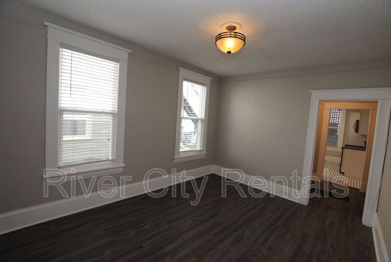 Building Photo - 1525 Osceola St