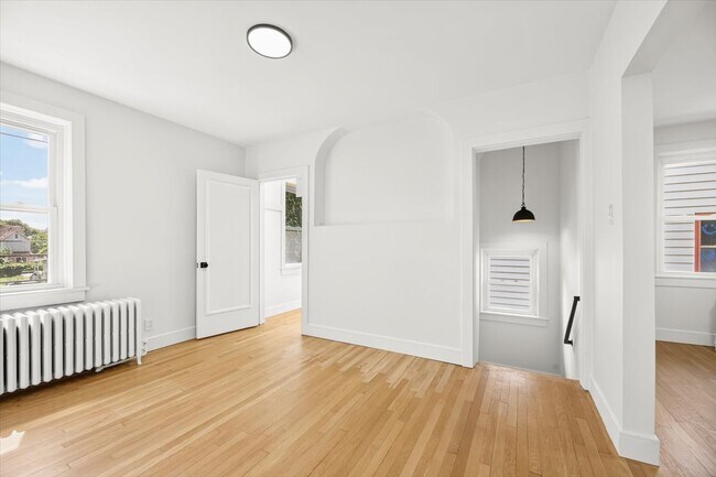 Building Photo - 430 Cinnaminson Ave