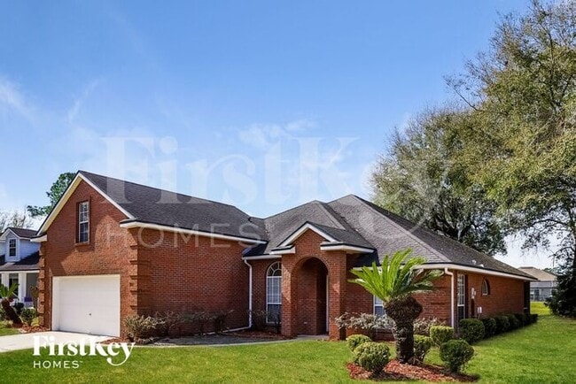 Building Photo - 3931 Lake Crest Terrace