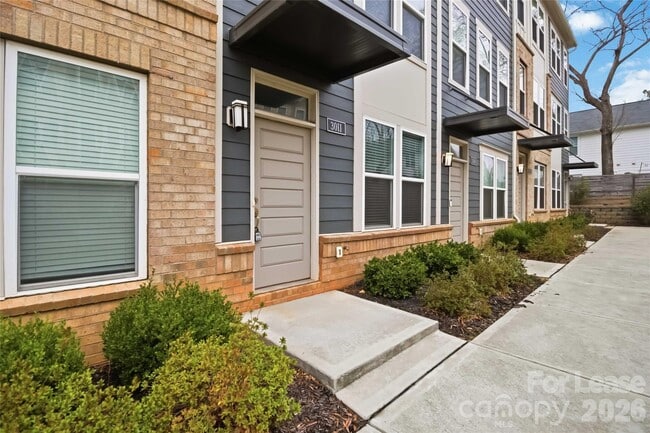 Building Photo - 3011 Citizens Ln