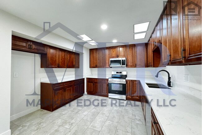 Building Photo - 3Bed/2Bath Home in 55+ Community in Sun Ci...