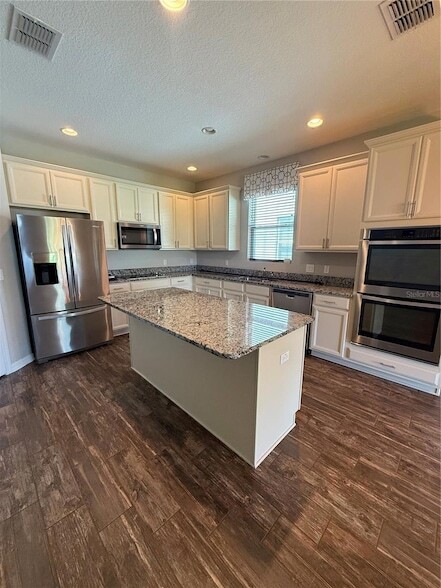 Building Photo - 14637 Maple Arch Ln