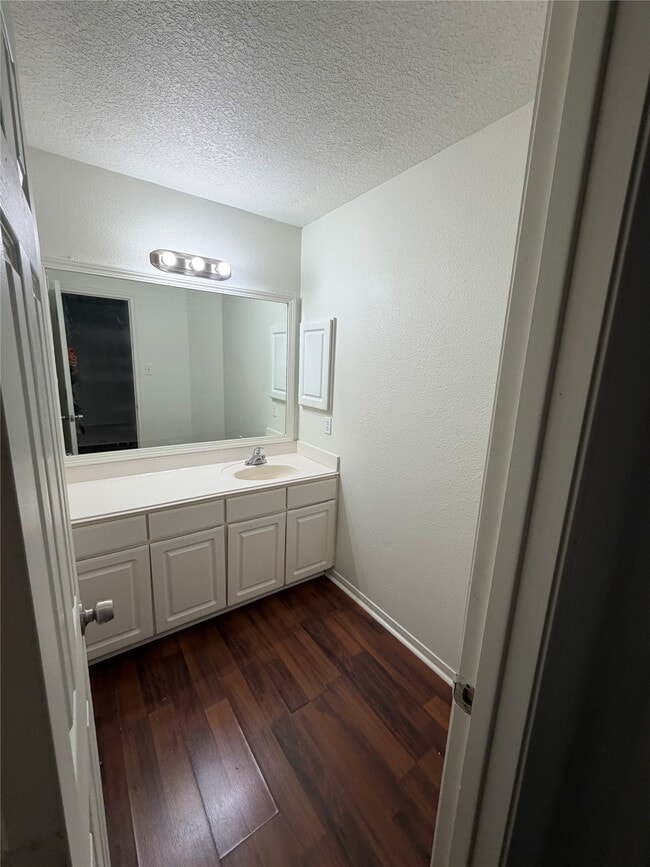 Building Photo - 18506 Carousel Creek Ct